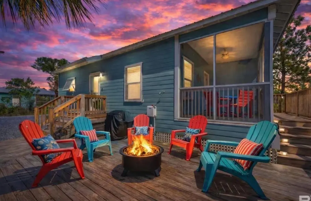 Charming Gulf Shores Cottage 3 Bedrooms, Private Entrance, Beach Access