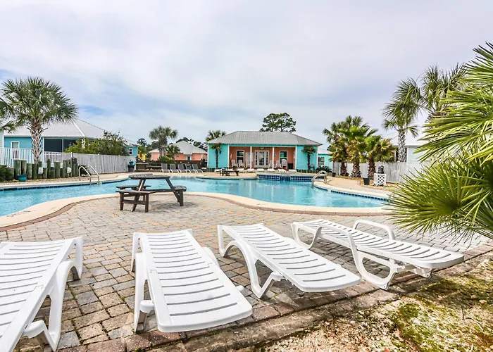 Charming 3 Bedrooms, Private Entrance, Access Holiday home *