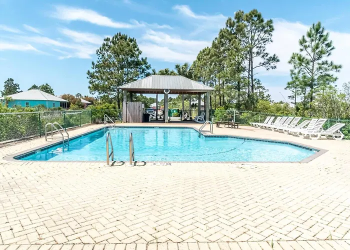 Holiday home Charming 3 Bedrooms, Private Entrance, Access *