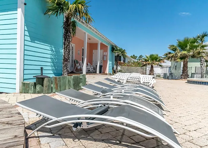 Holiday home Charming 3 Bedrooms, Private Entrance, Access *